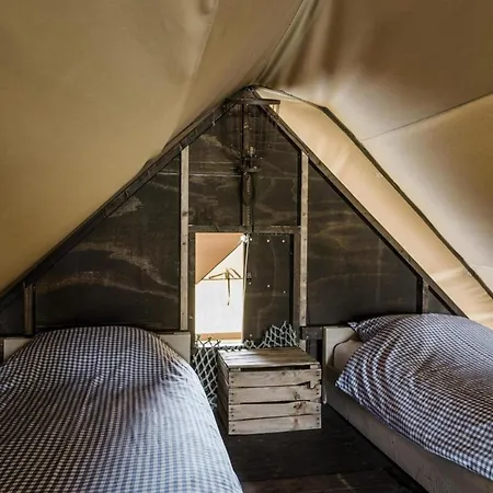 Luxury tent With Veranda *